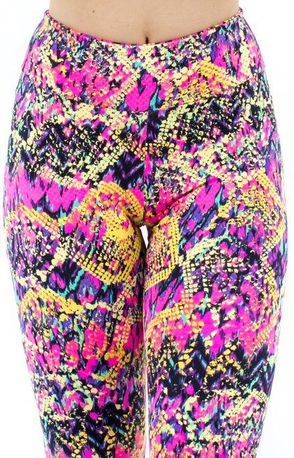 Calça Corsário Estampa Abstrata Rosa Pink