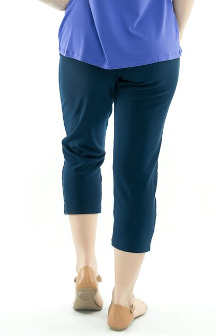Calça Capri Canelada Lisa Azul Marinho