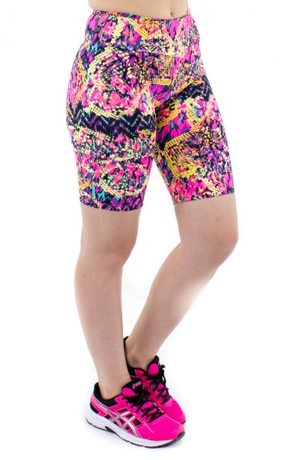 Bermuda Suplex Proteção UV50+ Estampa Abstrata Rosa e Amarelo