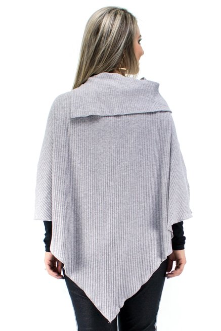Poncho Canelado Liso Cinza Claro Mescla