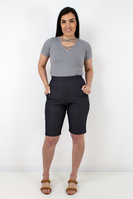 Bermuda Feminina Maria João Jeans Preta com Listras Branca