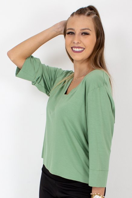 Blusa Cropped Isabele Manga ¾ Lisa Verde Claro