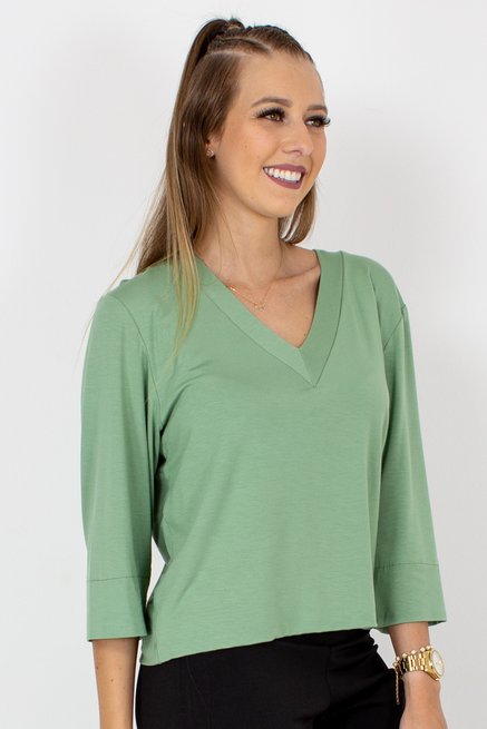 Blusa Cropped Isabele Manga ¾ Lisa Verde Claro