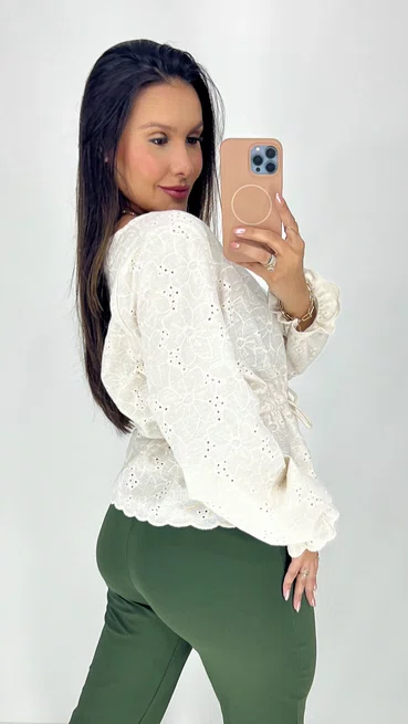 Blusa Feminina Manga Longa Parka Bege