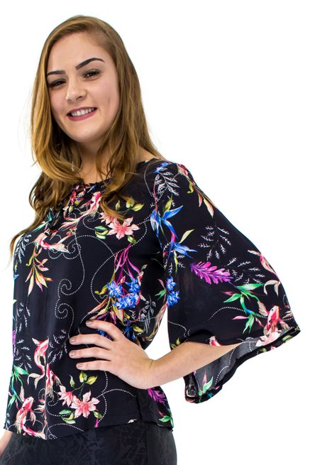 Blusa Manga 3/4 Flare Estampa Floral Black