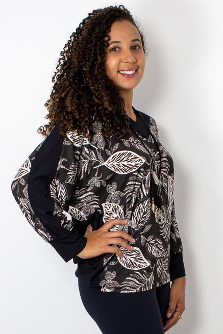 Blusa Manga 7/8 Estampa Floral Preta e Branca