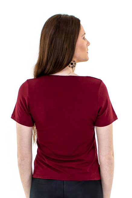 Blusa Manga Curta Cropped Lisa Bordô