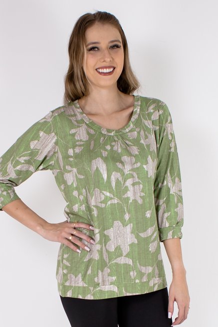 Blusa Marinheiro Manga ¾ em Malha Viscolycra Estampa Floral Verde