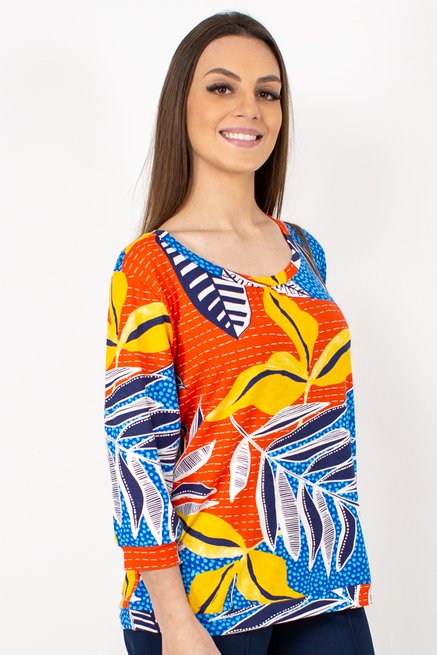 Blusa Marinheiro Manga ¾ em Malha Viscolycra Estampa Listra com Folhas Coloridas
