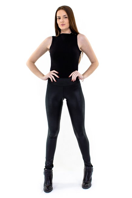 Body Regata Canelado Liso Preto