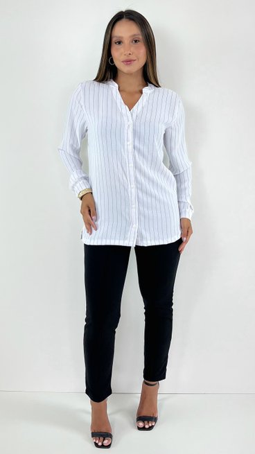 Camisa Feminina Listras Gola de Padre