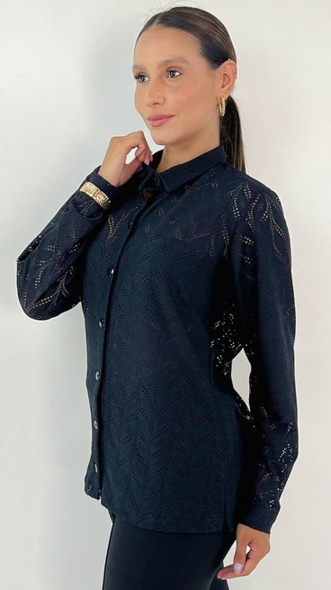 Camisete Laura Renda Lisa Preta