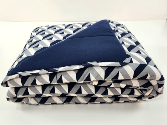Colcha Malha Casal 210x240cm Estampa Geométrica Azul Marinho e Cinza