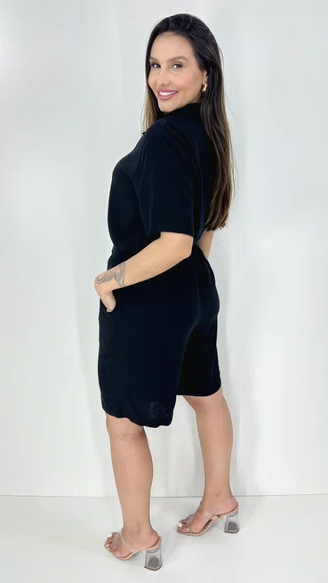 Conjunto Feminino Clássico Bermuda e Camisa Manga Curta Liso Preto