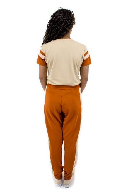 Conjunto Manga Curta Moletin Liso Bege e Laranja