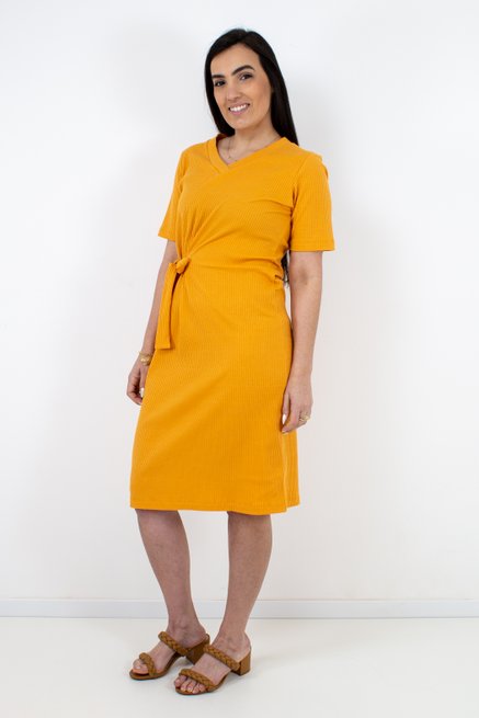 Vestido Feminino Midi Canelado Nó Liso Mostarda