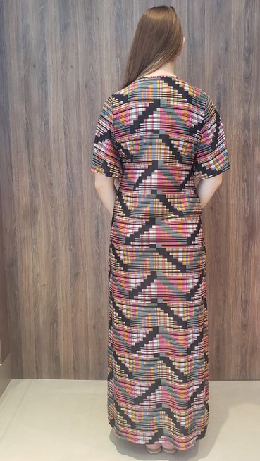 Vestido Longo Cafta Manga Curta Jersey Estampa Geométrica