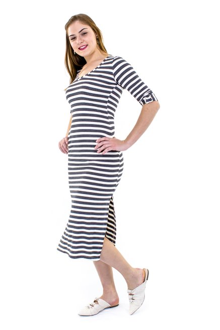 Vestido Longuete Canelado Estampa Listras Cinza e Branco
