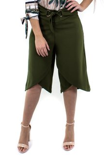 Calça Pantacourt Envelope Lisa Verde Militar