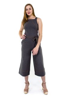 Macacão Jardineira Pantacourt Lisa Cinza