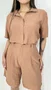 Conjunto Feminino Clássico Bermuda e Camisa Manga Curta Liso Marrom
